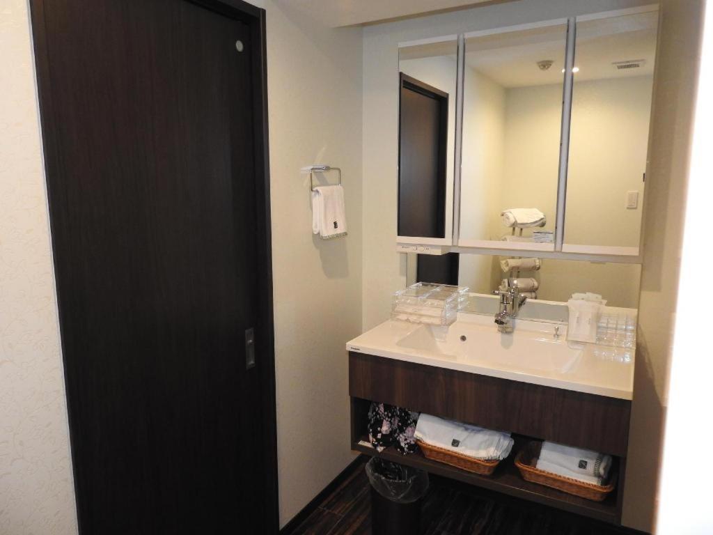 Hotel Bougainvillea Minowa Tokyo Dış mekan fotoğraf
